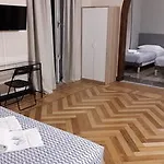 Check-inn Centro بيت ضيافة جنوة