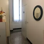 Check-inn Centro بيت ضيافة جنوة