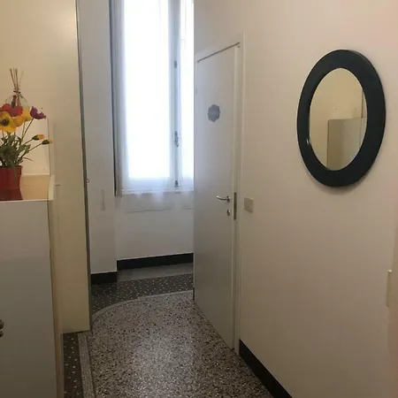 Check-inn Centro Affittacamere Genova