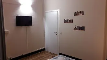 Check-inn Centro 3* 제노바