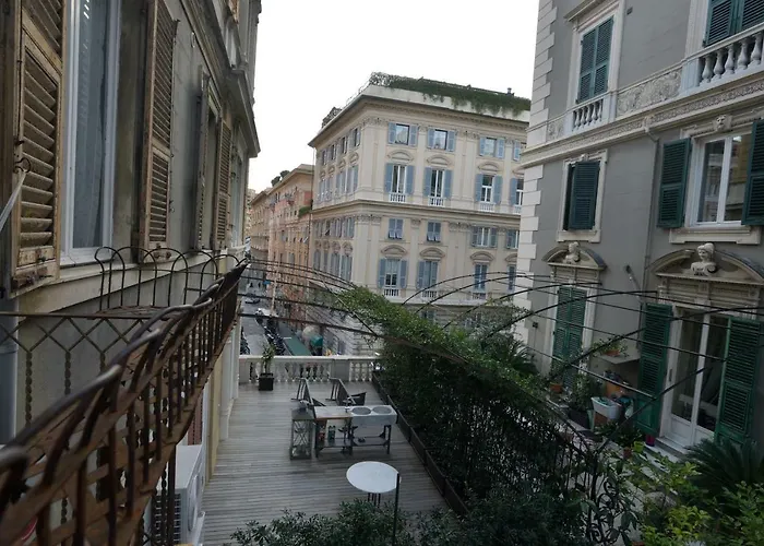 Check-inn Centro 3* 제노바