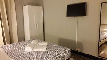 Check-inn Centro Γένοβα
