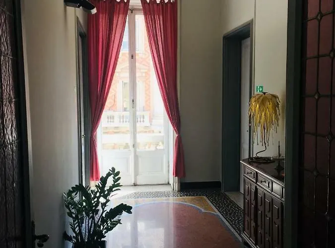 Check-inn Centro 招待所 3*