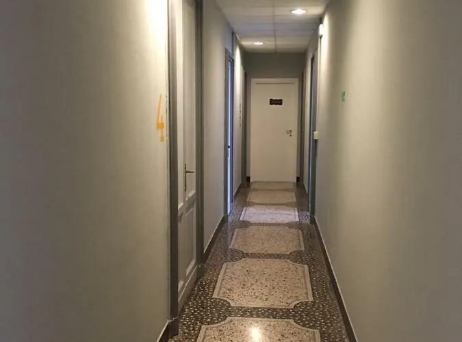 Check-inn Centro 招待所 热那亚