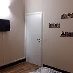 Check-inn Centro 3* Genova